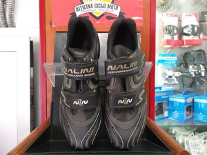 Scarpe Nalini per MTB modello Pirana nero oro | eBay