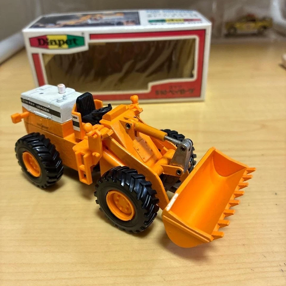 Yonezawa Toys Diapet 1/50 Scale Komatsu 510 Payloader Made in Japan Used Rare - Image 3 of 4