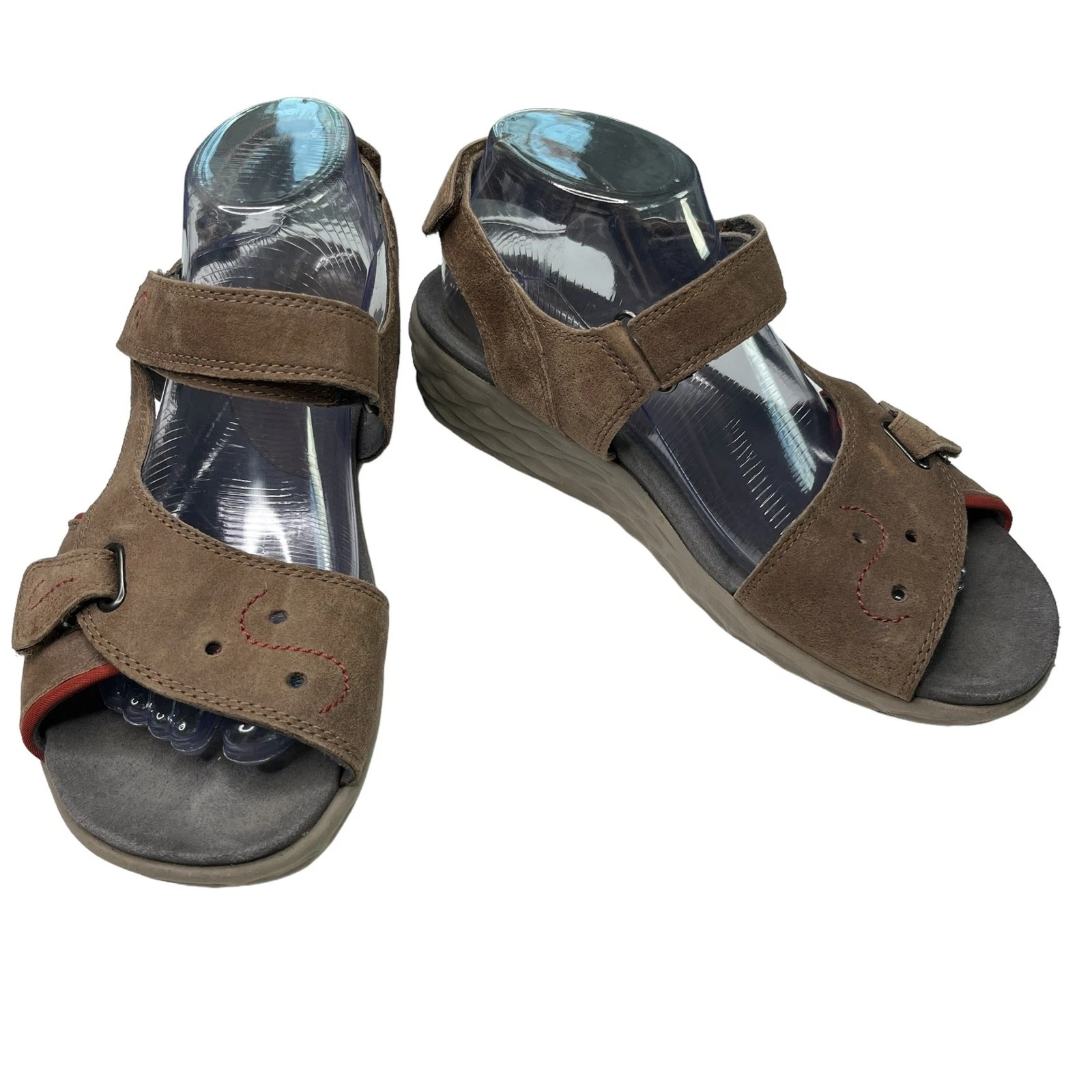 Sandali Cobb Hill New Balance in camoscio marrone 9 plateau regolabile