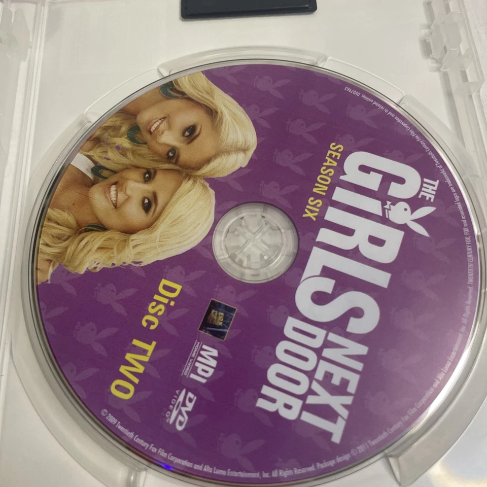 The Girls Next Door Season 6 Six DVD 2011 2-Disc Set TV Series RARE OOP R1 VGC - Image 4 of 4
