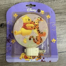 Disney Vintage Winnie The Pooh Nightlight Pooh And Tigger New Sealed Wall Plug