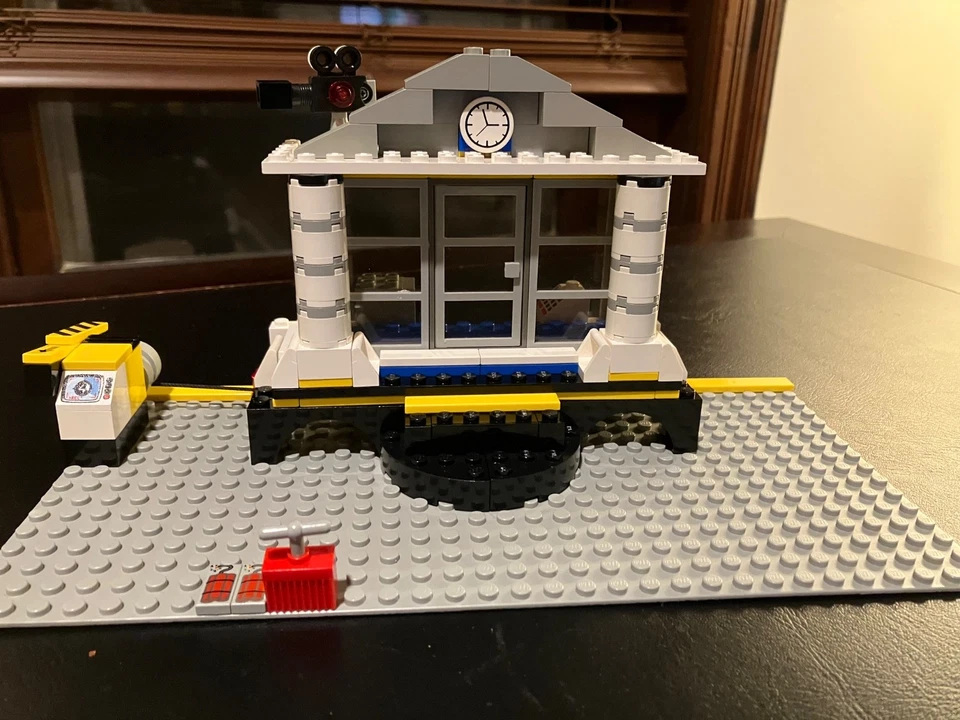 LEGO Studios #1352 “Explosion Studio” (2001), Usado, Muy Buen Estado., Completo Foto 2 de 4