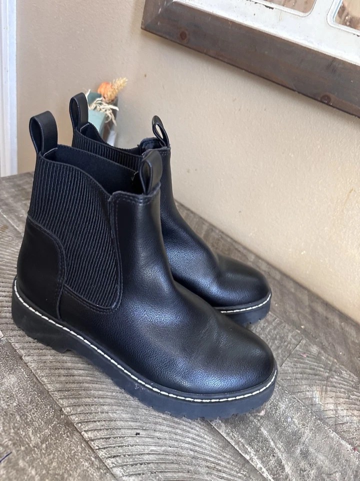 Dolce Vita Women's Shoes Leigha Low Heel Lug Sole Chelsea Boot Black Sz 6 - Image 3 of 4