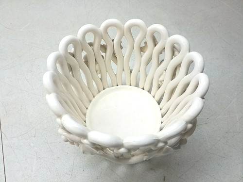 Italian Handmade Ceramic Grape Vine Bowl Vintage Mid Century Collectible Piece - Picture 12 of 19