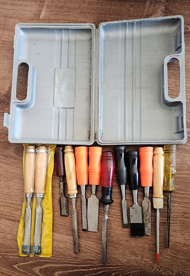 Chisel Carpentry Woodworking Tool with Plastic Case Vintage Set of 12