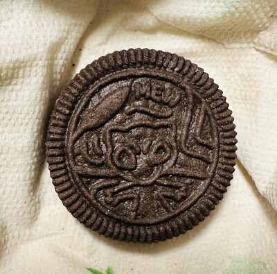 Rare Mew Oreo Cookie