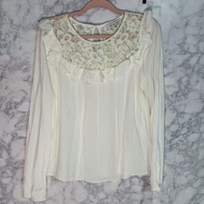Cream/white lace top long sleeve