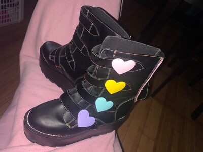Size 8 YRU Valentines Edition Heart Demonias