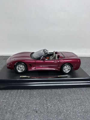Burago VIP Collection 1998 Chevrolet Corvette Convertible 1/24 Scale Die Cast
