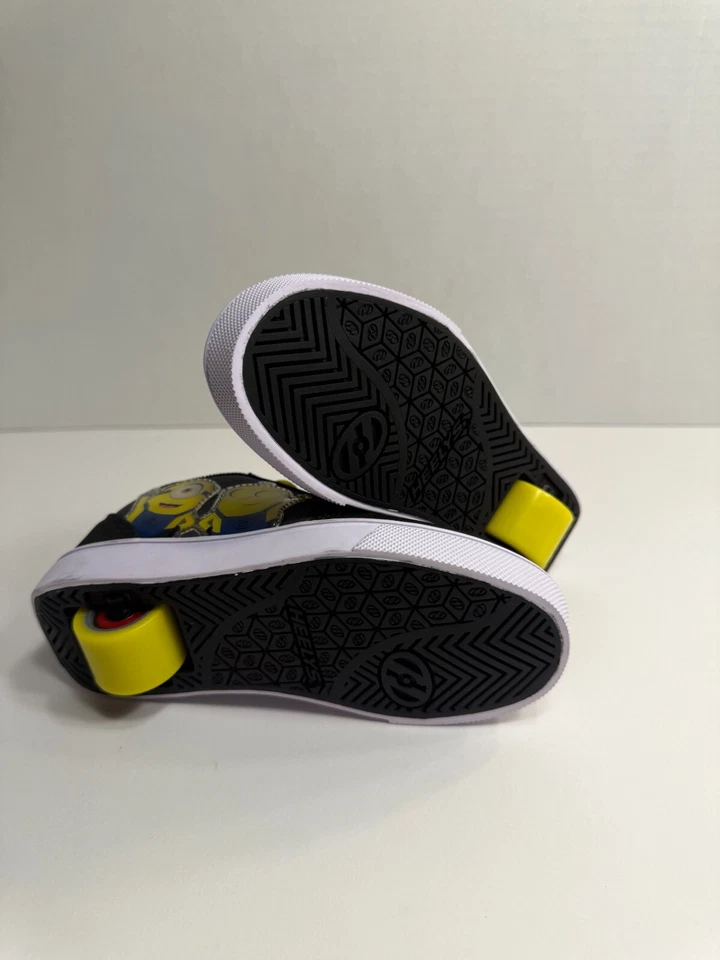 Zapatos Minions .8060 negros/amarillos EE. UU. 12 jóvenes Foto 4 de 4