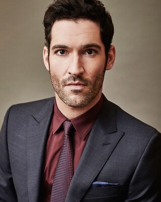 TOM ELLIS  8x10 PHOTO *
