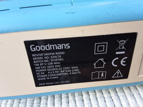 USED GOODMANS REVIVE AM/FM CLASSIC RETRO RADIO TEAL BLUE 329176 - Picture 9 of 14
