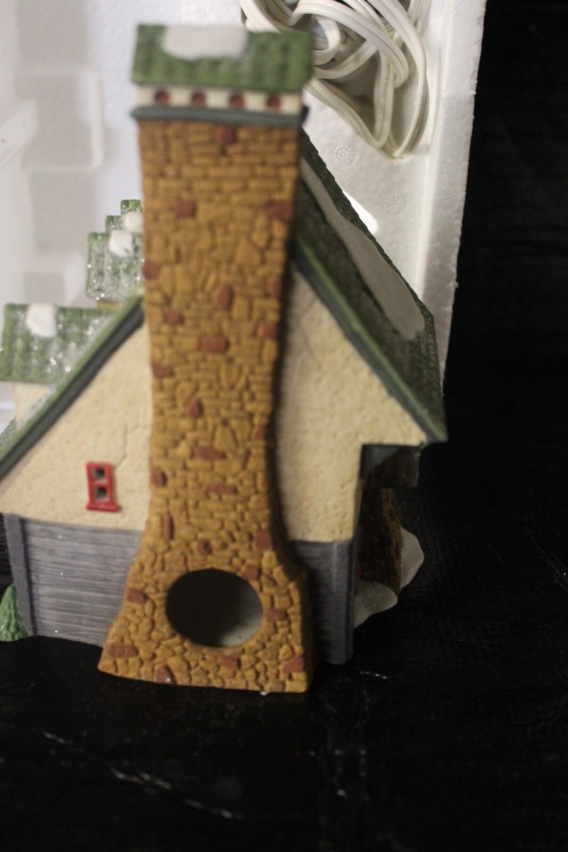 Dept 56 Elf Bunkhouse, North Pole Series, Heritage Village