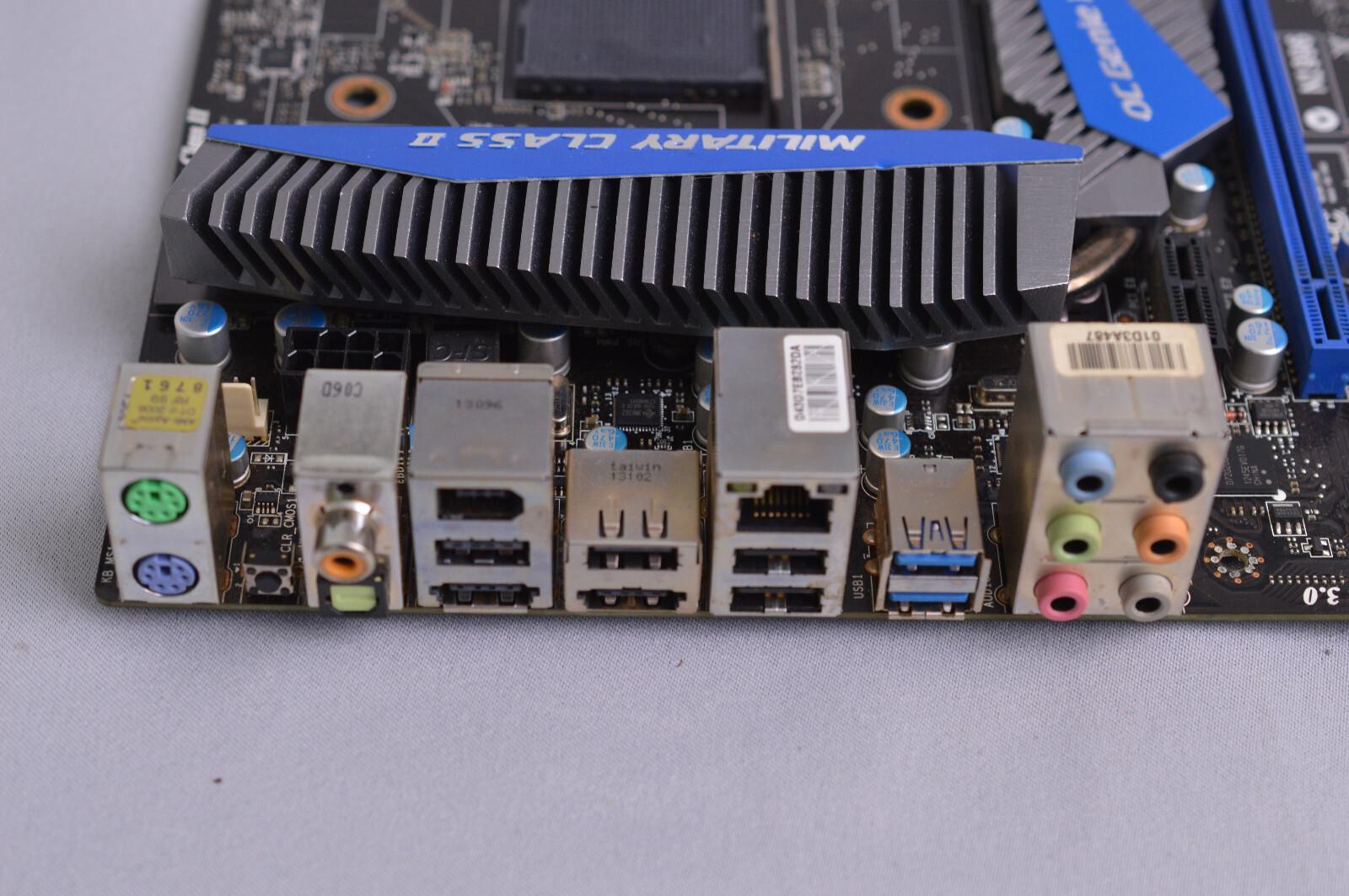 MSI 990FXAGD80 V2 Socket AM3+/AM3 DDR3 SATA III USB 3.0 ATX