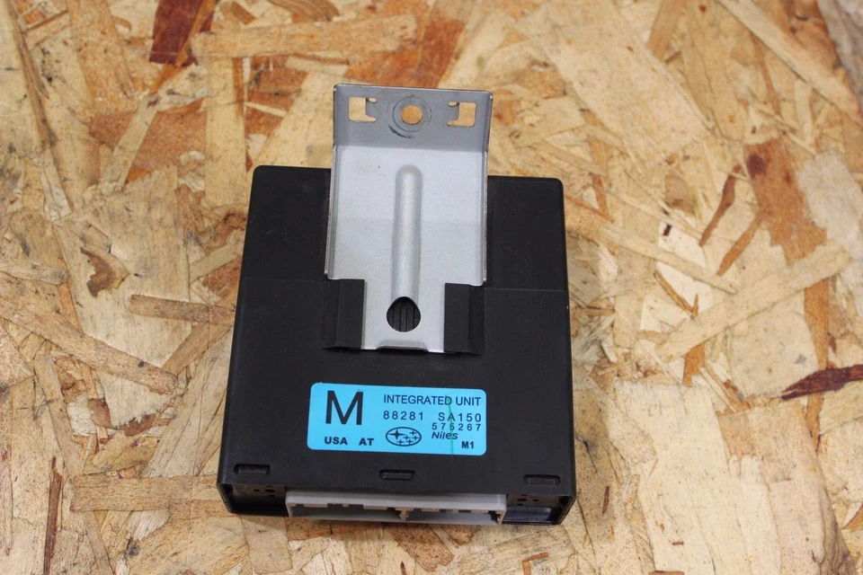 Módulo de unidad multifunción N703116 2006-2008 Subaru Forester OEM Foto 2 de 4