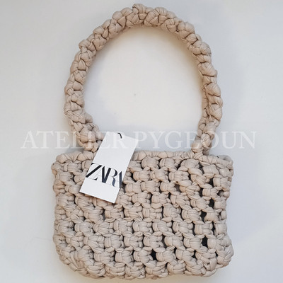 NWT ZARA Woven Faux Leather Shopping Bag Beige 6060/210 6.6  x 13.7  x 3.9  