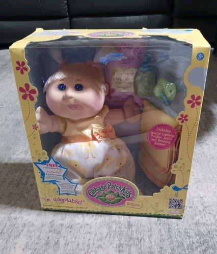 Brand New Sealed Cabbage Patch Kid Baby Birthday: December 21 + Accessories!