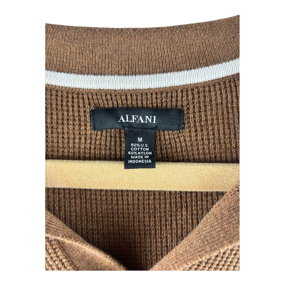 Camisa Suéter Alfani Macy’s Para Hombres M Marrón Carmelo Cuello Informal Cuello en V Foto 3 de 4