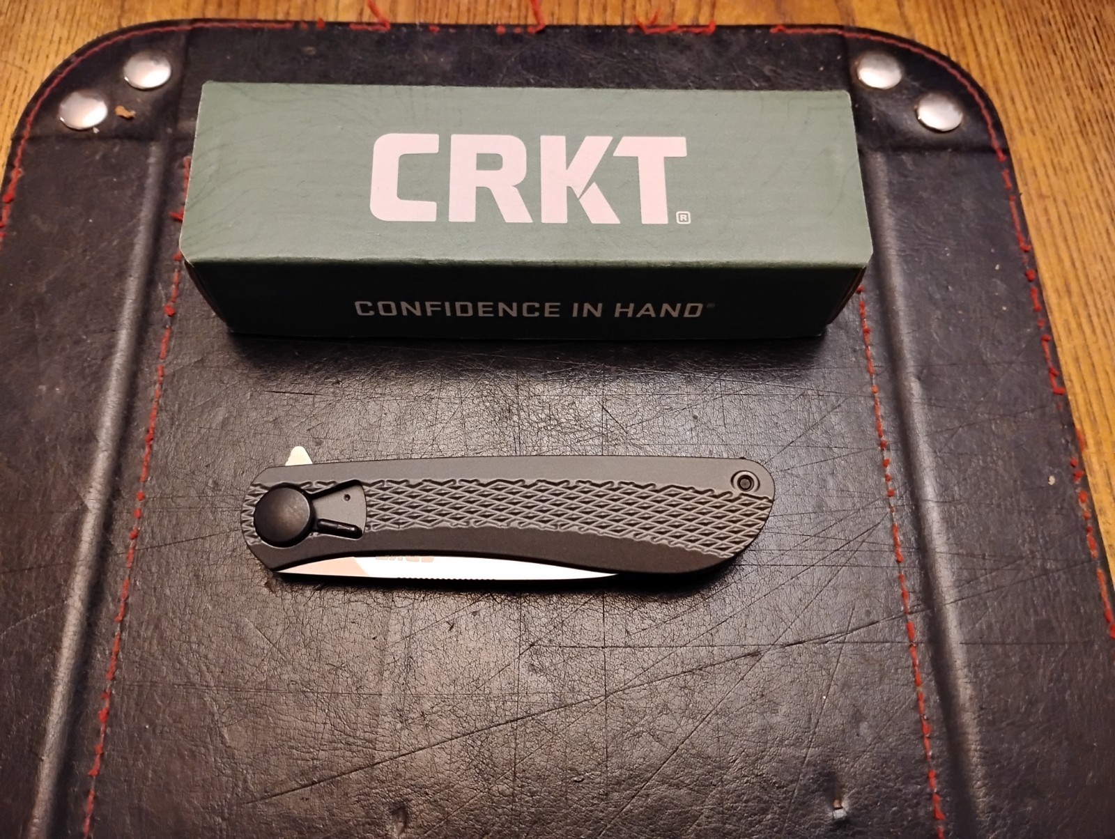 CRKT Slacker Folding Knife 3.3" 1.14116 S.S Blade Aircraft Aluminum Handle 2.6oz