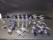 Vintage Marx RARE 1950's 25 Dark Grey German Soldiers EX 