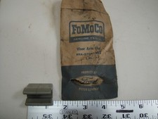 Nos Ford 1959 Fairlane Town Victoria Ranch Wagon Ranchero Visor Pin Clip Nos Ford 1959 Fairlane Town Victoria Ranch Wagon Ranchero Visor Pin Clip