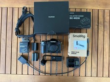 Fujifilm X T5 Mirrorless Digital Camera Black XMount - SmallRig, Extras, MINT 