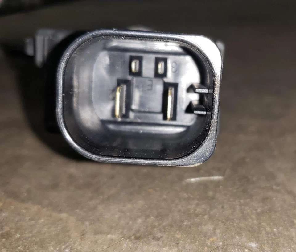 19 20 21 22 23 Motor de refrigeração do motor BMW X4 (conjunto do ventilador), 2.0L (600 watts) - Imagem 2 de 4