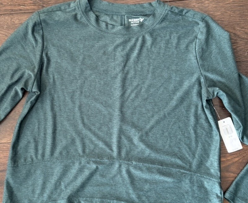 Old Navy Active girls Lightweight Green Long Sleeve Crew Neck T-Shirt Size M (8)