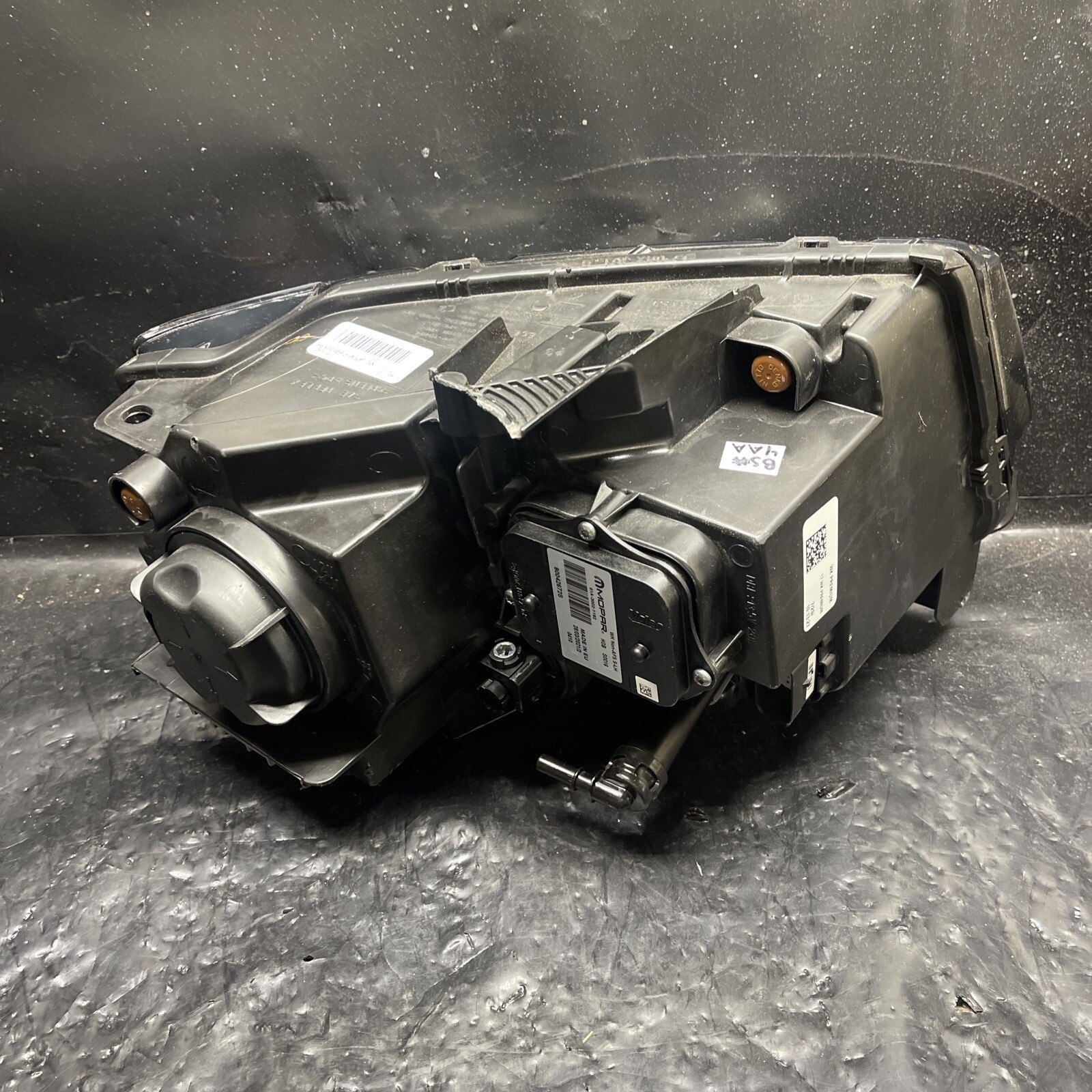 Jeep Grand Cherokee Headlight Xenon HID Non AFS Chrome Left OEM  