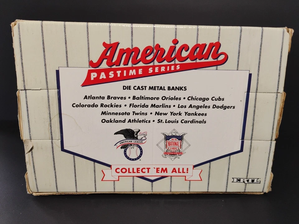 ERTL OAKLAND A'S ATLETISMO FUNDIDO A PRESIÓN VINTAGE 1908 FORD METAL BANK Foto 3 de 4