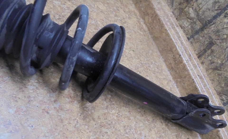 Amortiguador trasero Saturn SC2 SC 2 S 1999 suspensión izquierda derecha resorte 1998 Foto 2 de 3