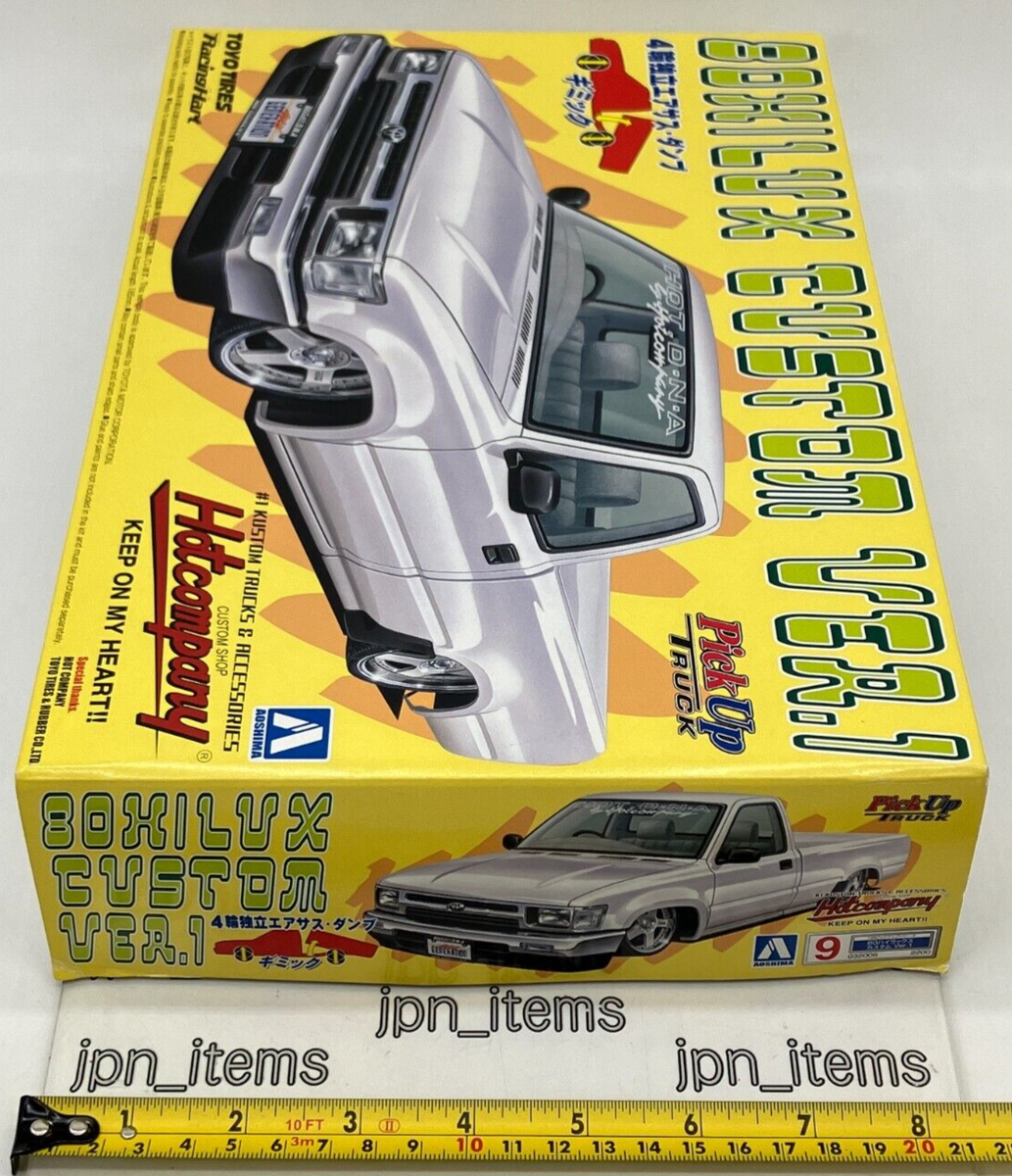Aoshima 1/24 Kit TOYOTA 80 HILUX CUSTOM Ver.1 Hot Company Pick Up