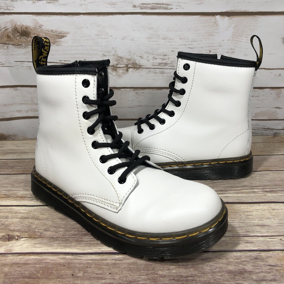 Dr. Martens Zavala Leather Boots Youth Girls Size 2 White Combat 8 Eye