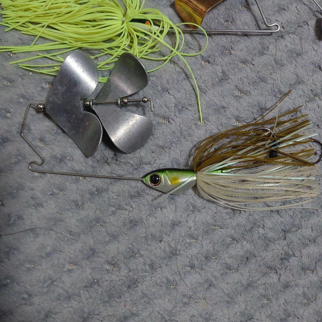 Evergreen Spinnerbait Buzzbait Chatter Set Fishing Lures, Excellent Condition - Image 6