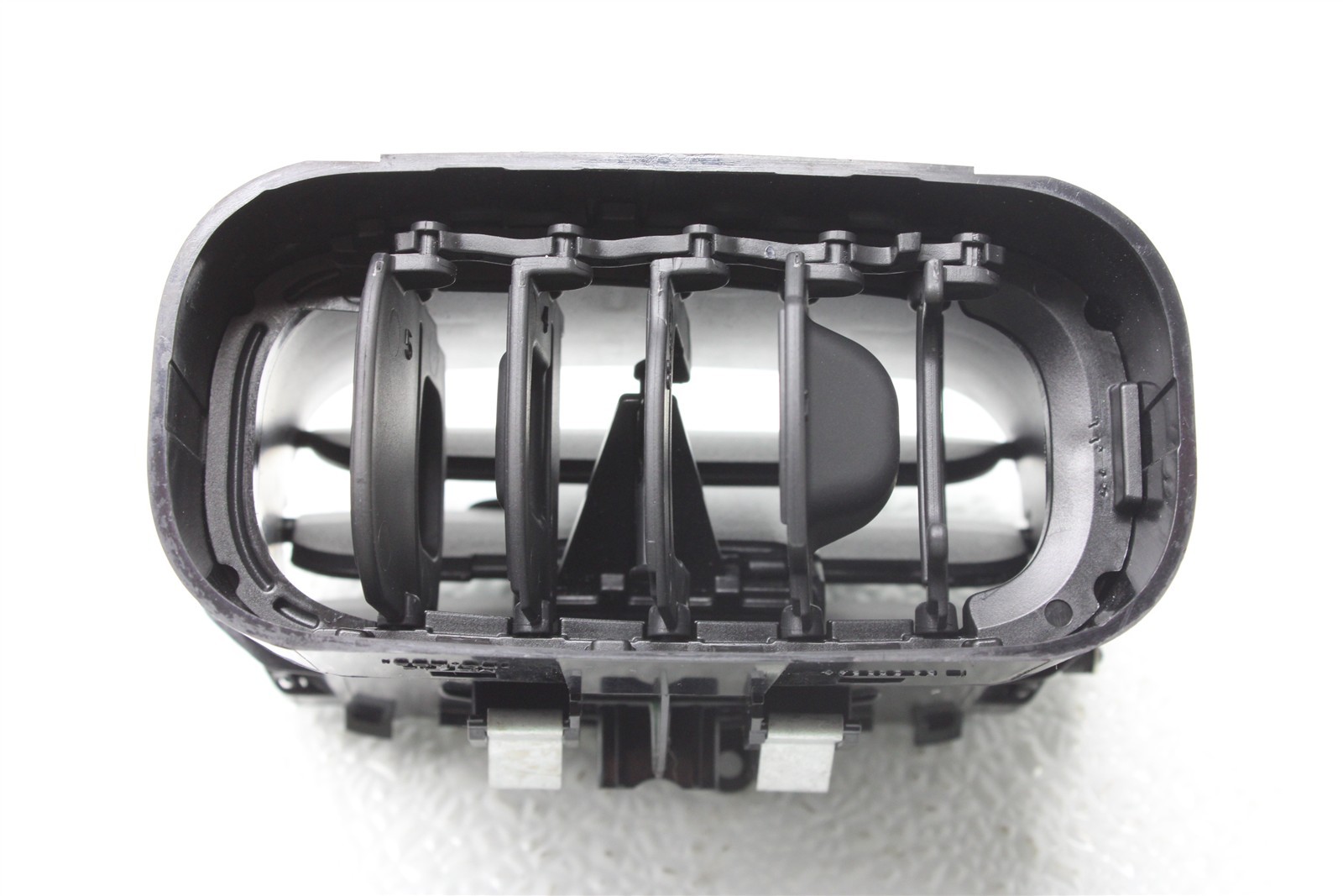 McLaren Artura 2025 Air vent P/N 16NC242CP