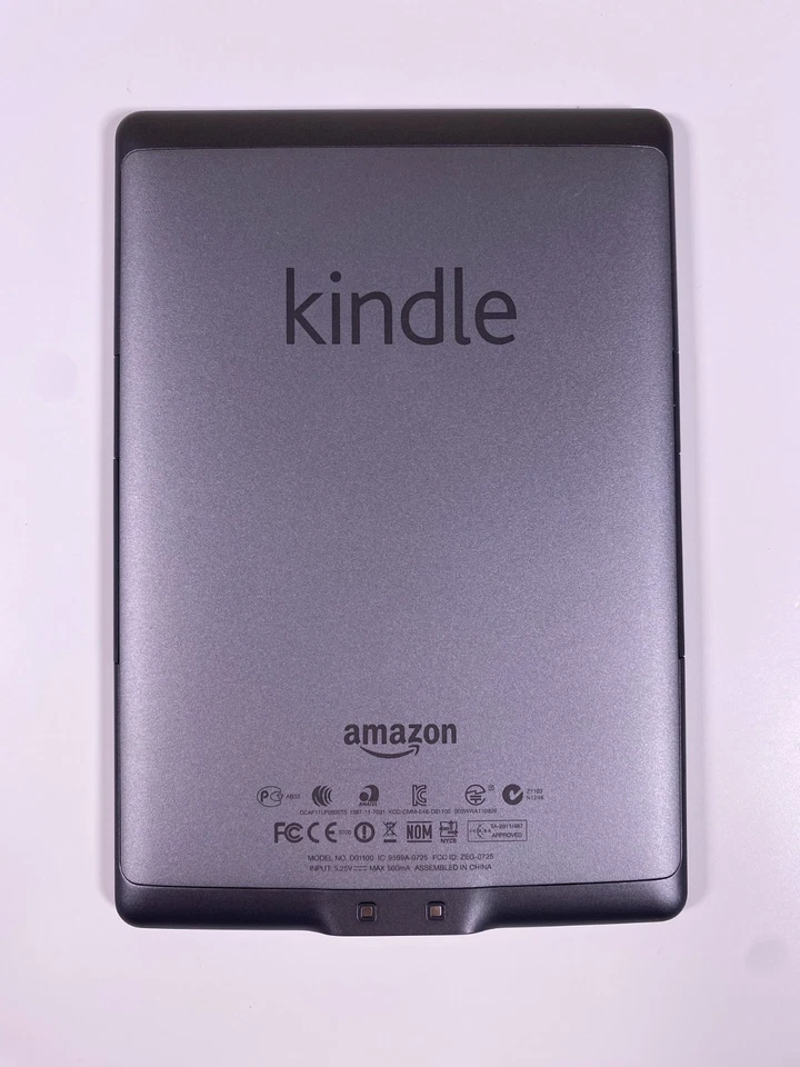 Amazon Kindle 4th Generation D01100 6-inch Wi-Fi 2GB - Unable to Register - GC - Image 4 of 4