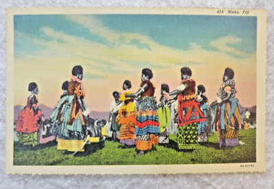 VINTAGE MEKE FIJI TRADITIONAL WOMEN DANCE COLOR UNPOSTED POSTCARD #414 LINEN ERA