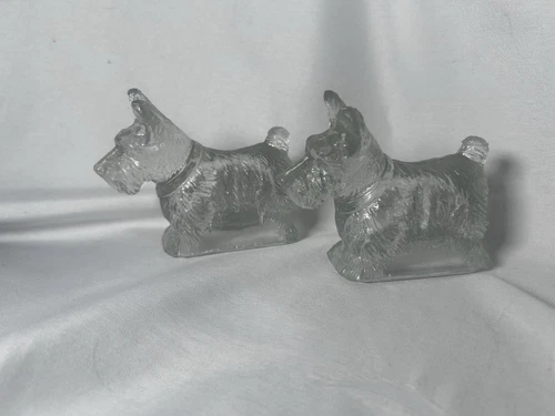 Vintage Scottie Dog Federal Glass Figurine Pressed Glass Scottish Terrier Candy