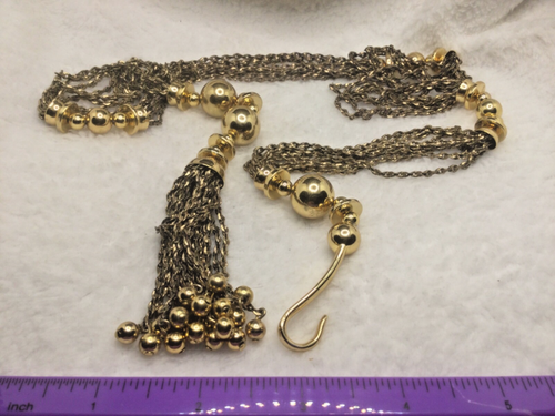 Gold Tone Rope Style Necklace or even a Small Belt - Afbeelding 2 van 2