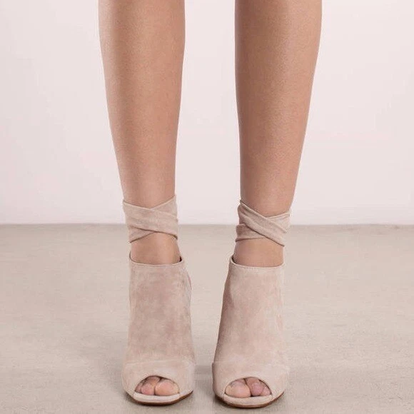 Kristin cavallari leeds peep toe bootie sale