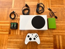 Xbox Series S 512gb + Zubehörpaket / Seagate...