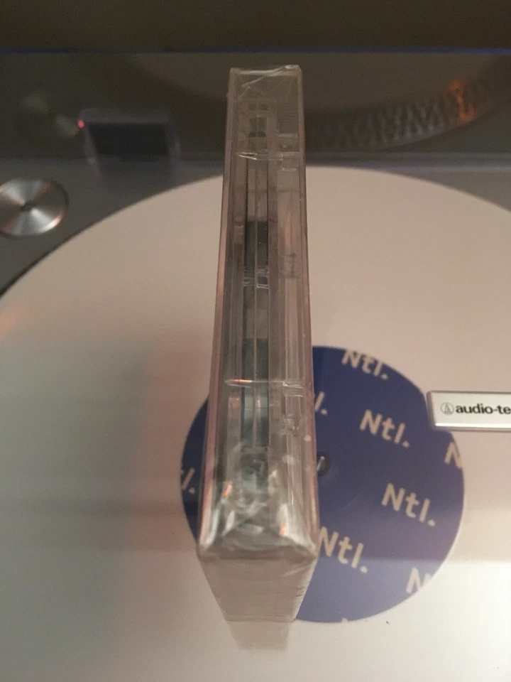 Stevie Ray Vaughn and Double Trouble Texas Flood (Cassette, 1983, Epic) Sealed - Image 2 of 4