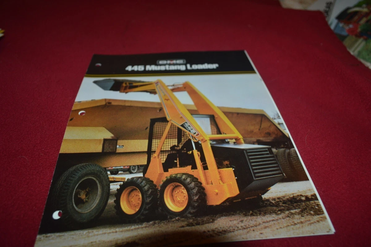Owatonna MUSTANG 445 Skid Steuer Lader Dealer's Broschüre AMIL15 ver4