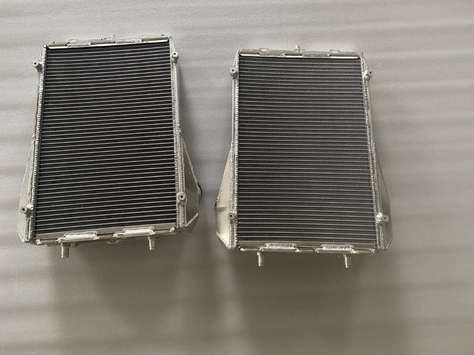 🔥Radiador aluminio L+R apto para Porsche 911 Turbo 3.6L 3.8L 2001-2012 Foto 3 de 4