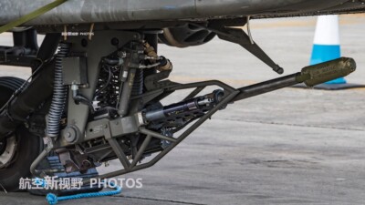 Custom Kit 1/18 BBI Elite Force AH64 Apache Helicopter M230 chaingun