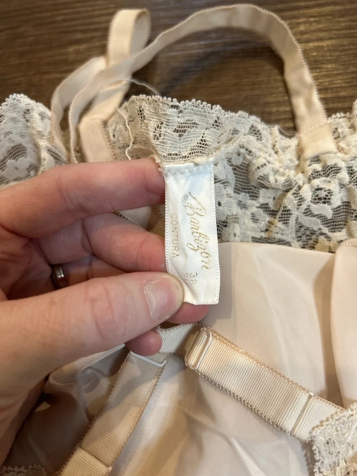 Vintage Barbizon Contura Full Slip Dress Size 38 Lace Trim - Image 4 of 4