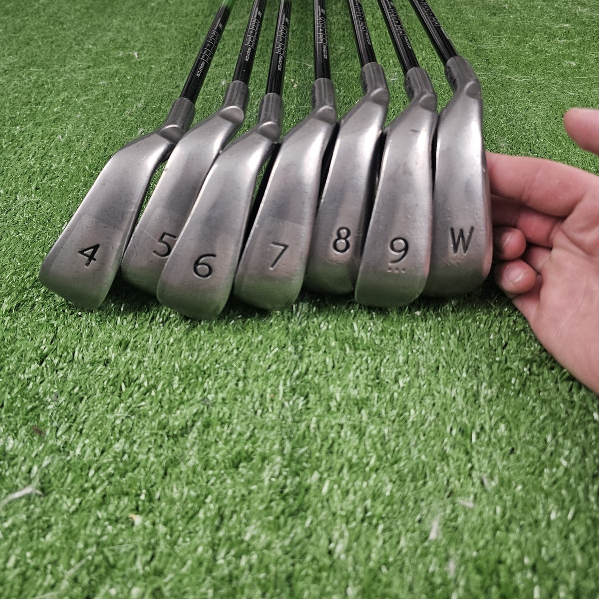 Ping Rapture V2 Iron Set 4-PW Black Dot TFC 939 Regular Graphite