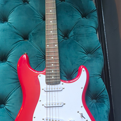 Squier Stratocaster Red Solid Body Electric Guitar 6-String RH 21-Fret