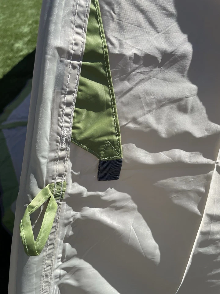 Tienda poste aluminio Kelty para 4 personas ultraligera excelente estado Foto 3 de 4