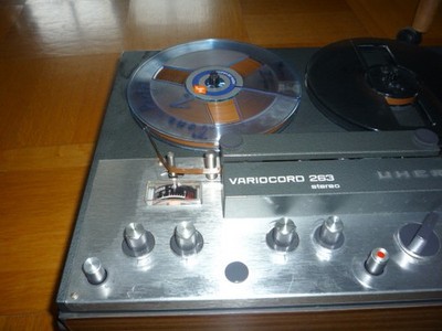 Tonband Uher 263 mit 8 Tonträger